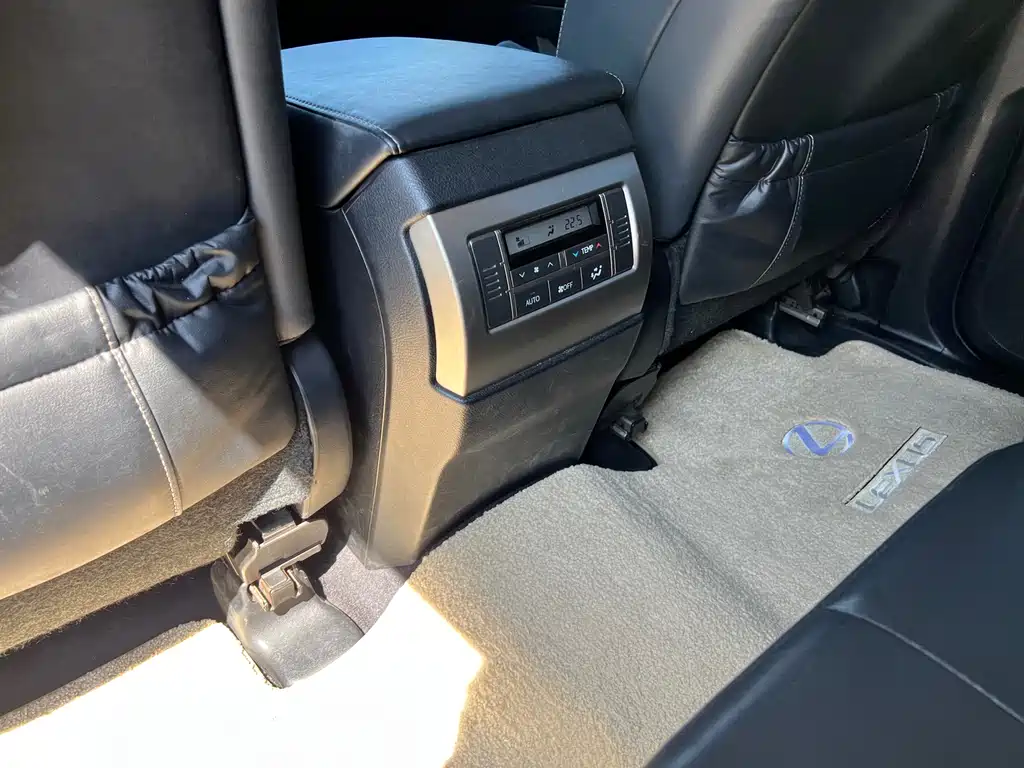 Lexus GX — миниатюра 14