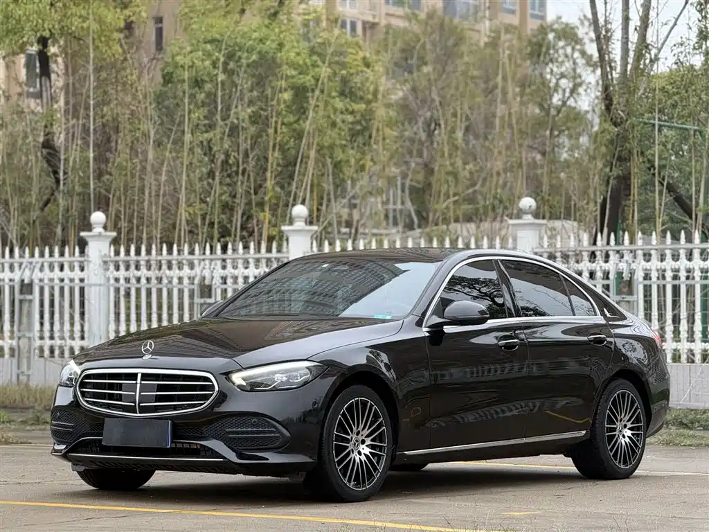 Mercedes-Benz C-Class 2022