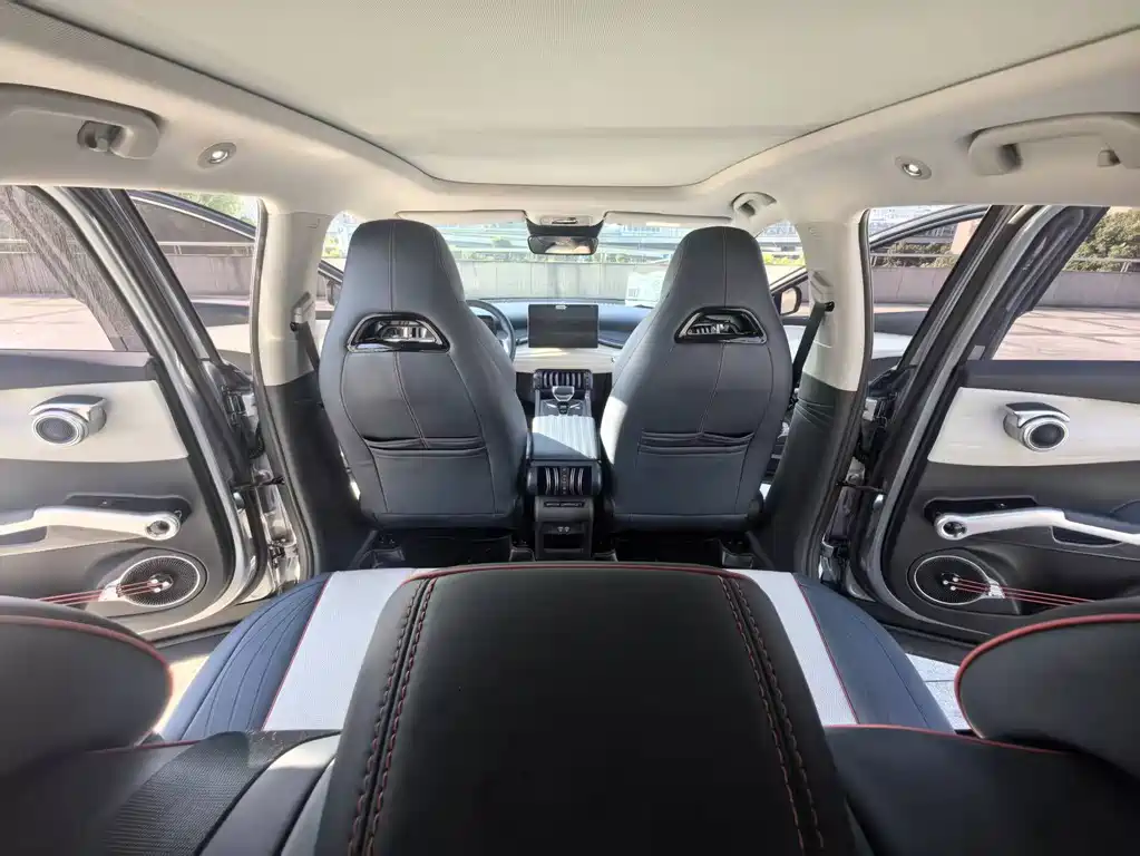 BYD Yuan Plus — миниатюра 17