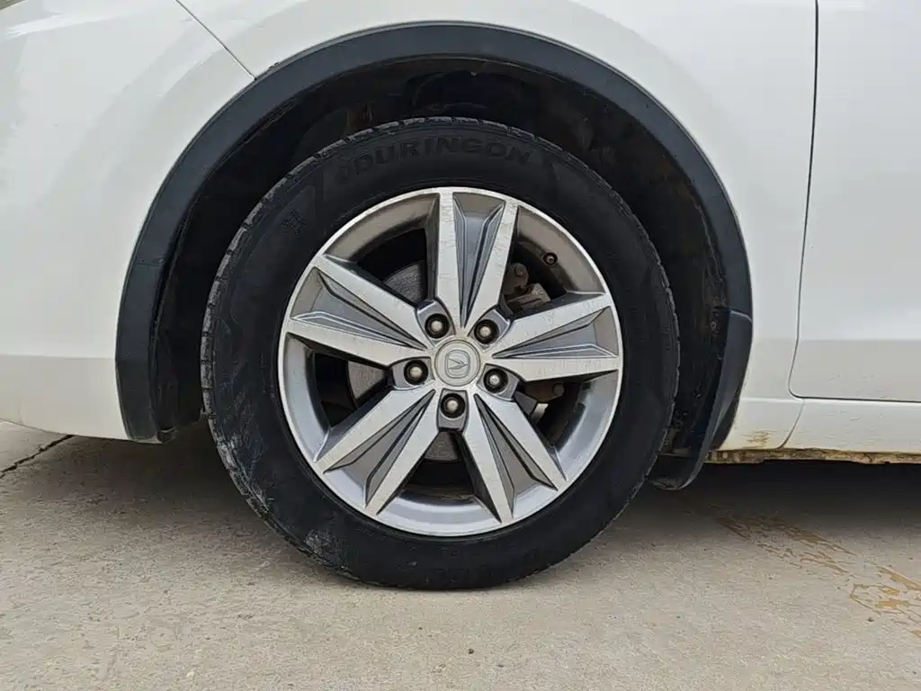 Changan Eado XT — миниатюра 23