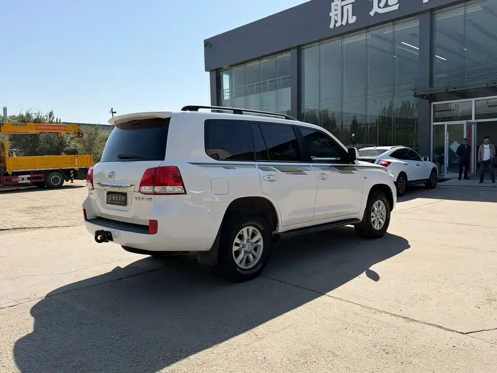 Toyota Land Cruiser — миниатюра 7