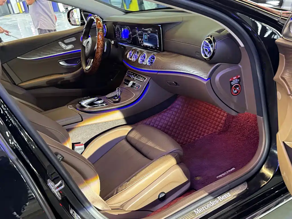 Mercedes-Benz E-Class — миниатюра 22