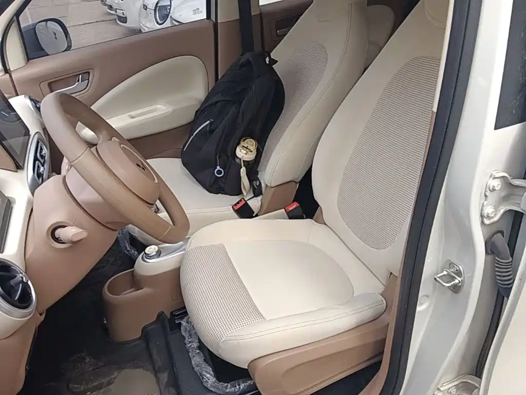 Wuling MINIEV — миниатюра 15