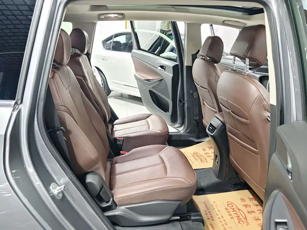 Buick GL6 18T 6 seats Connected Luxury Type China VI, фото 10