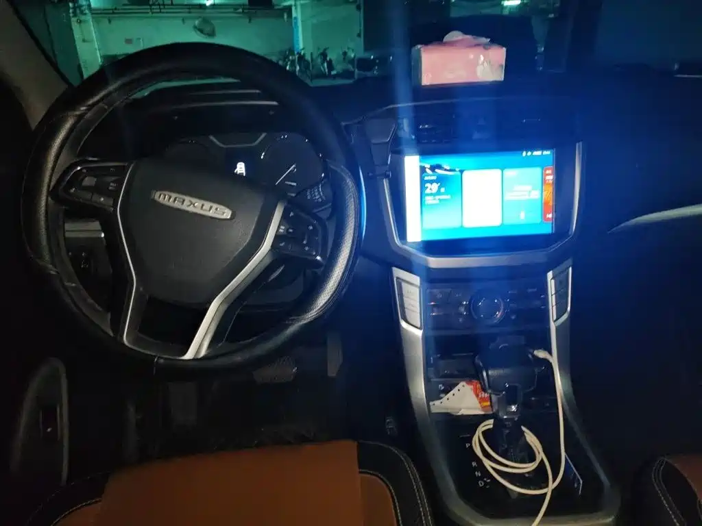 Maxus T70 — миниатюра 13