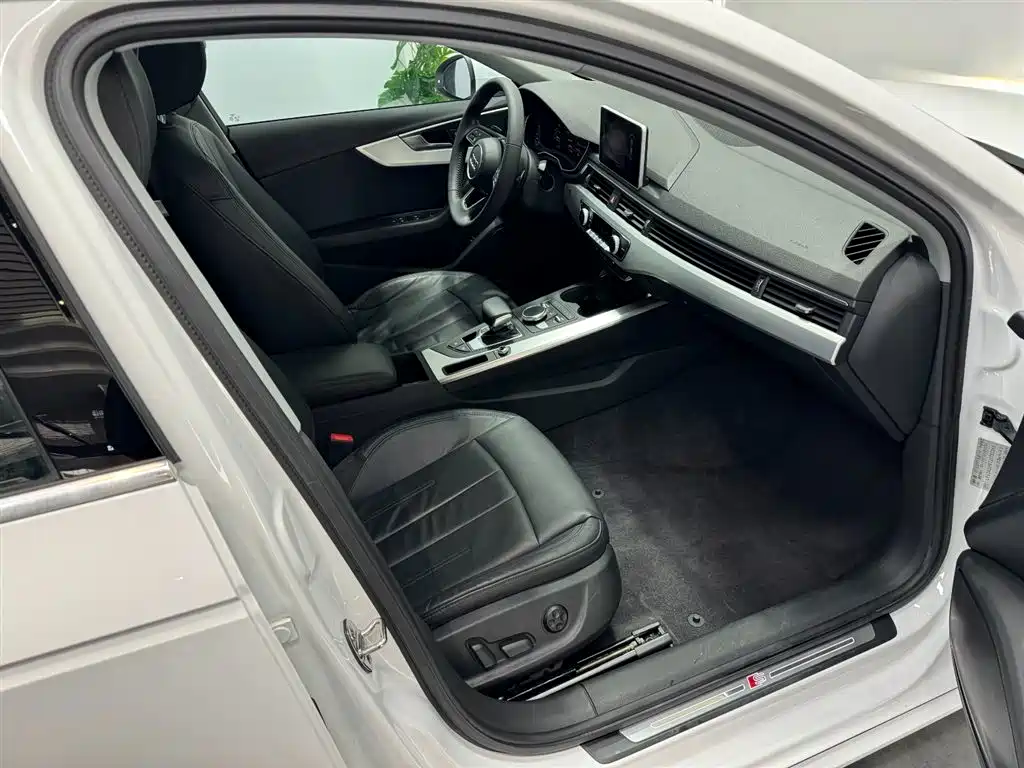 Audi A4L — миниатюра 8