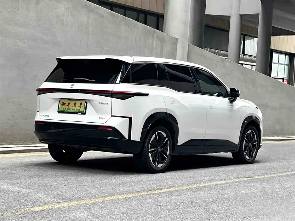 Toyota bZ3X — миниатюра 3