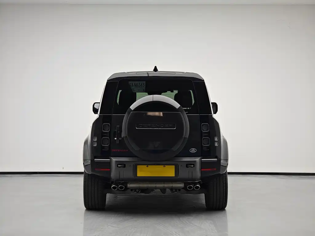 Land Rover Defender — миниатюра 6