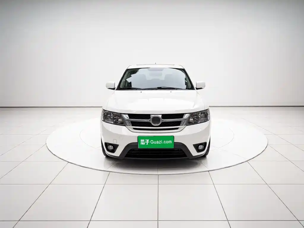 Fiat Freemont — миниатюра 2