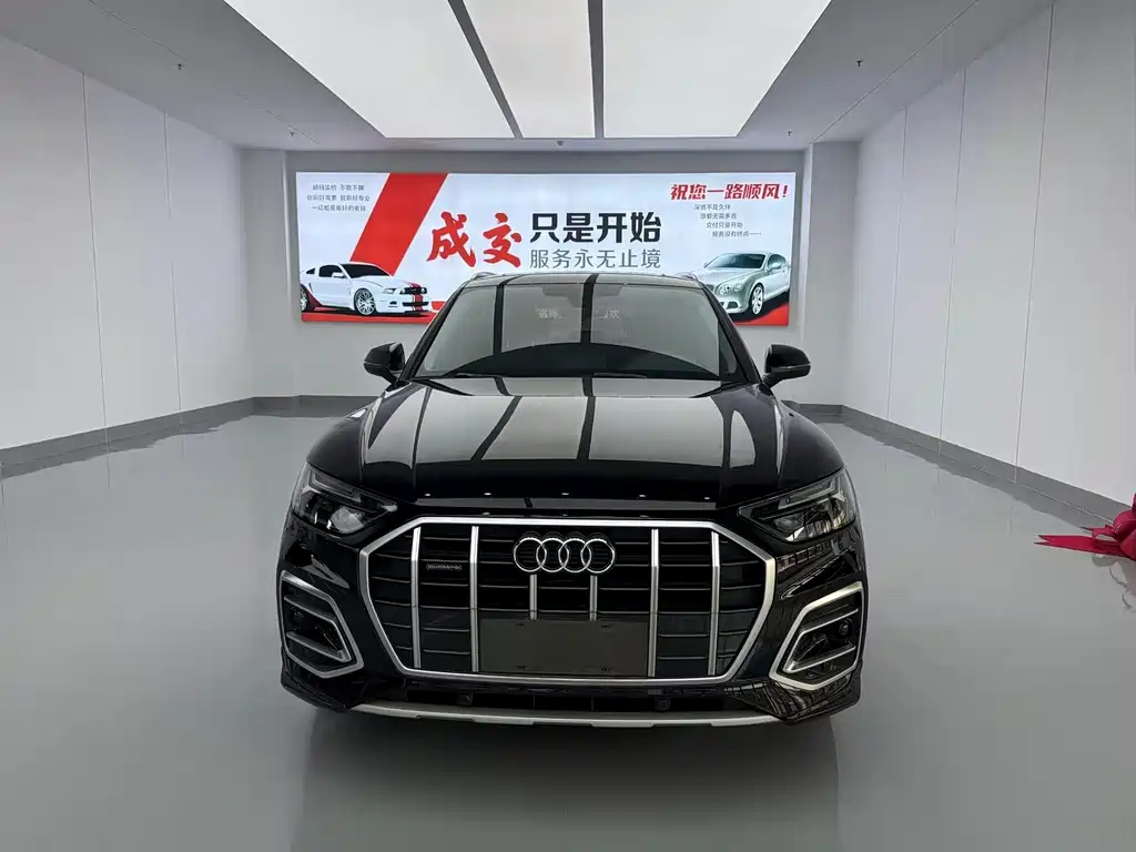 Audi Q5L — миниатюра 2
