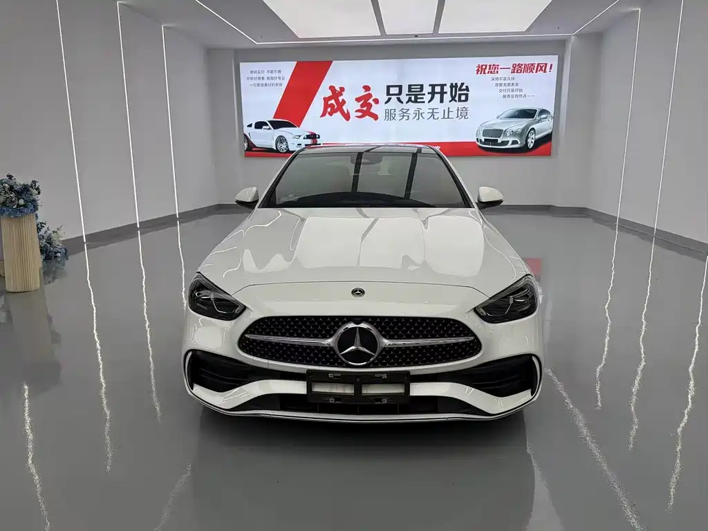 Mercedes-Benz C-Class — миниатюра 2