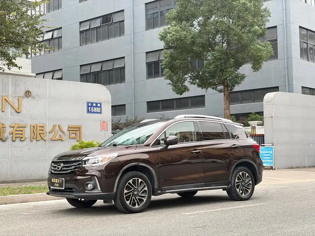 GAC Motor Trumpchi GS4