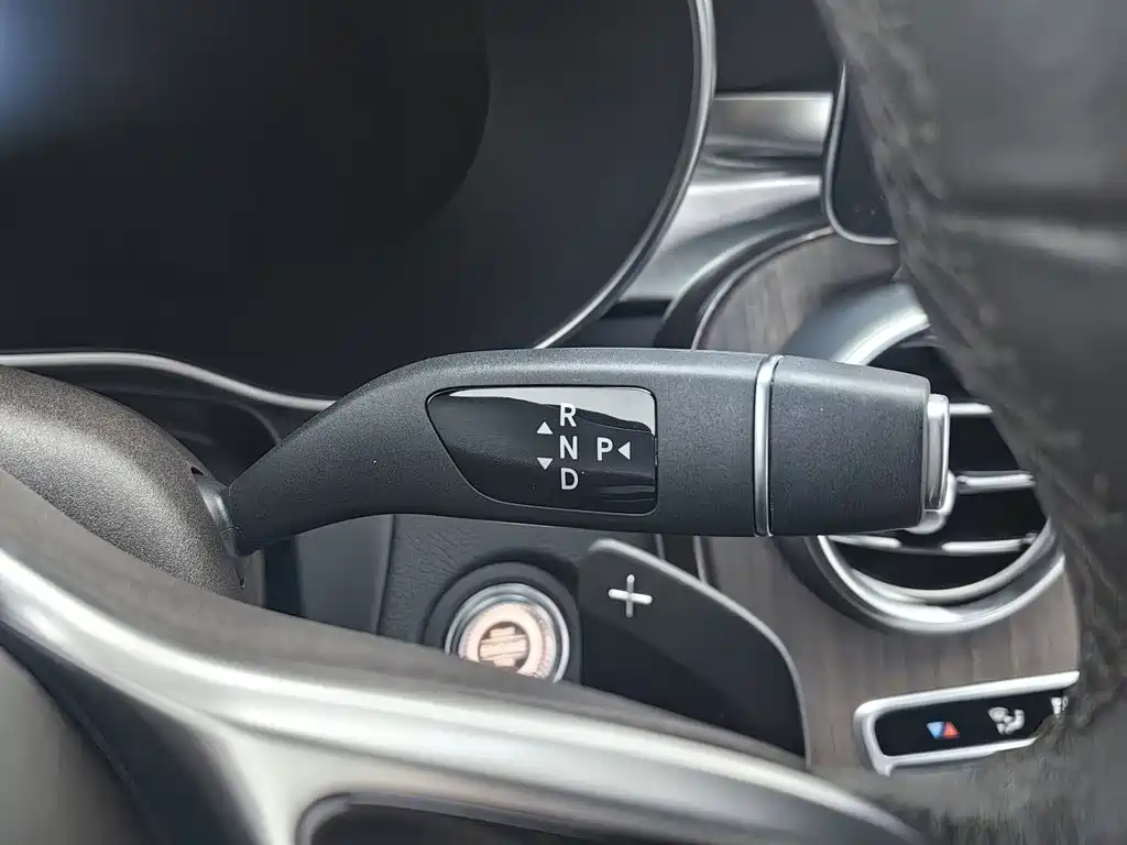 Mercedes-Benz GLC — миниатюра 13