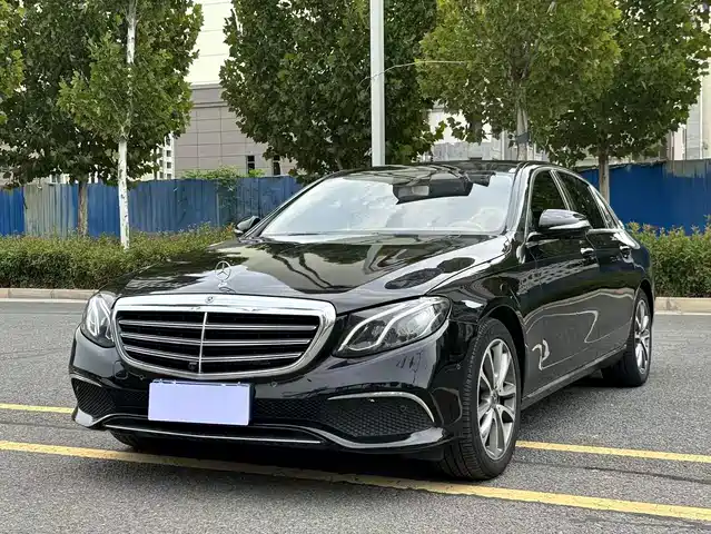 MERCEDES-BENZ E CLASS 2019
