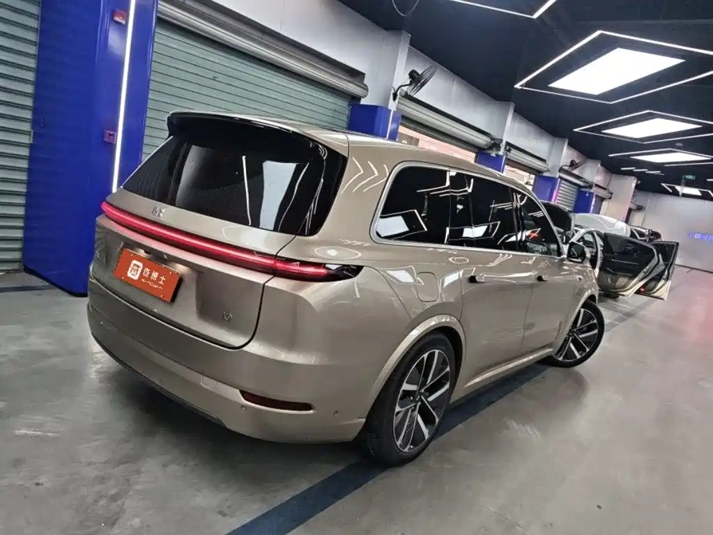 Li Auto Li L9 — миниатюра 2