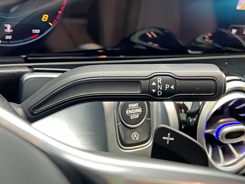 Mercedes-Benz GLB — миниатюра 20