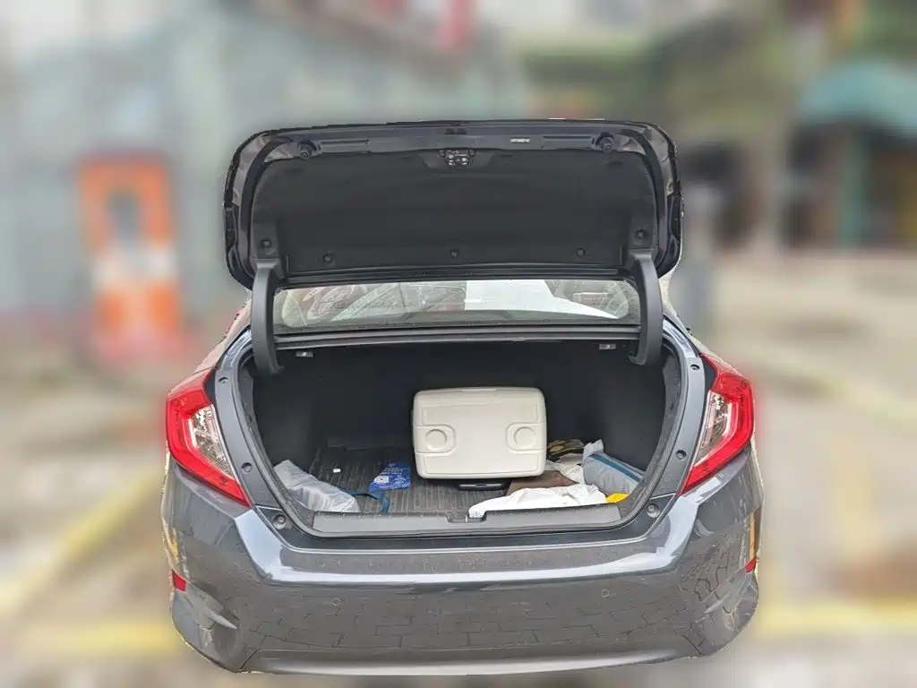 Honda Civic — миниатюра 20