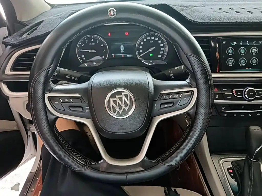 Buick Excelle — миниатюра 11