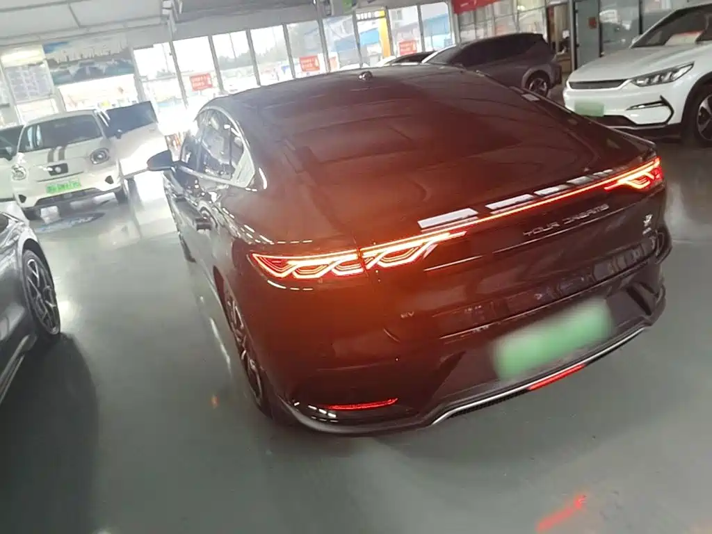 BYD Han — миниатюра 5