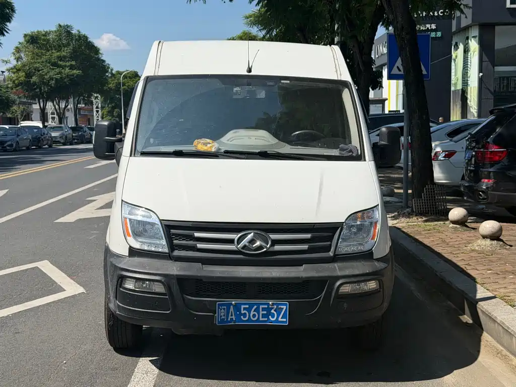 MAXUS V80 — миниатюра 2