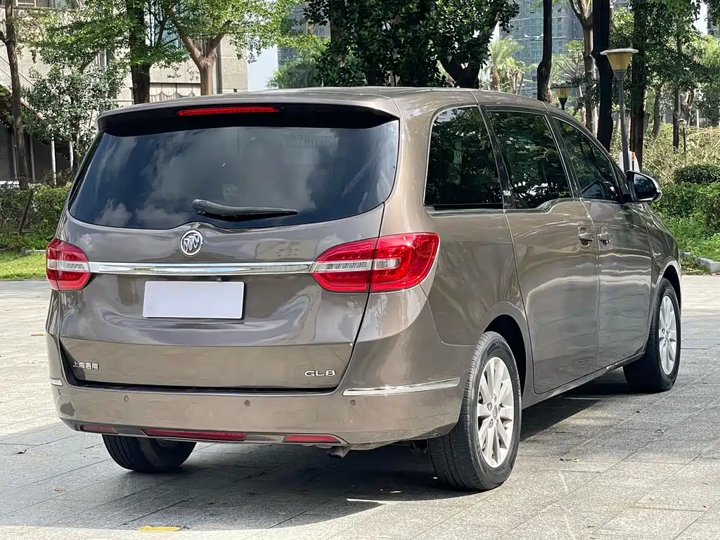 Buick GL8 — миниатюра 16