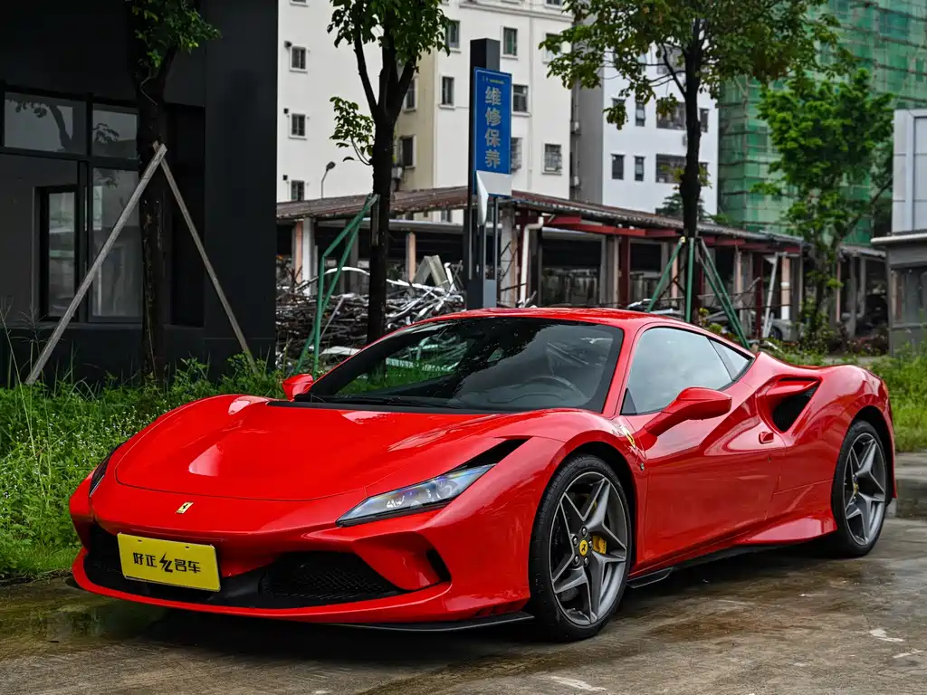Ferrari F8