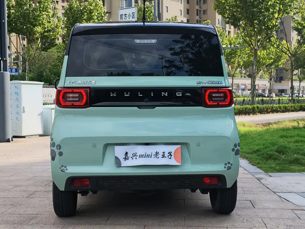 Wuling MINIEV — миниатюра 5