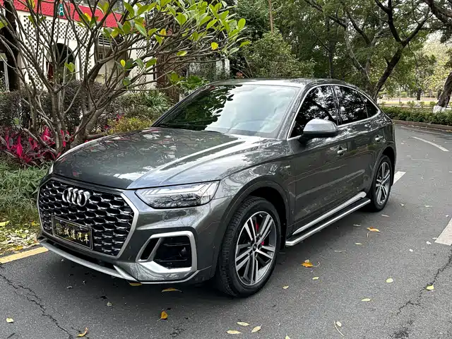 AUDI Q5L SPORTBACK