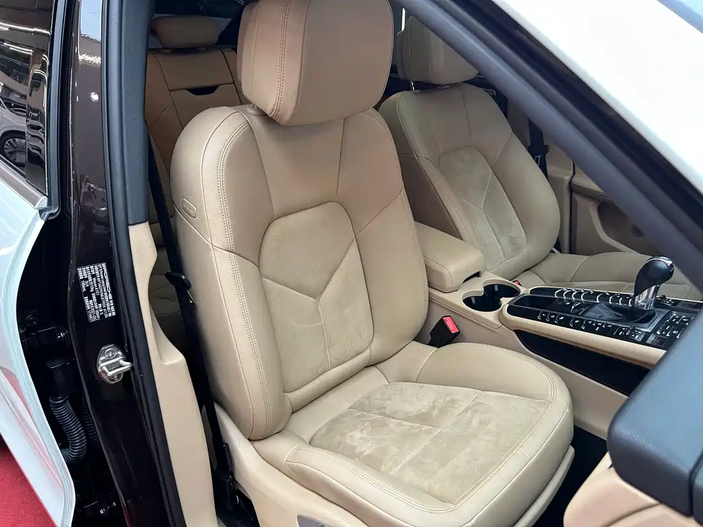 Porsche Macan — миниатюра 36