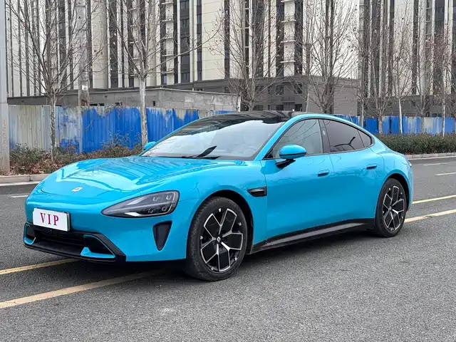 XIAOMI CAR XIAOMI SU7 2025