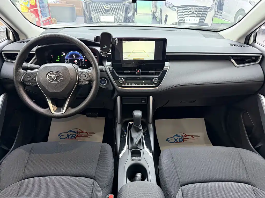 Toyota Frontlander — миниатюра 5