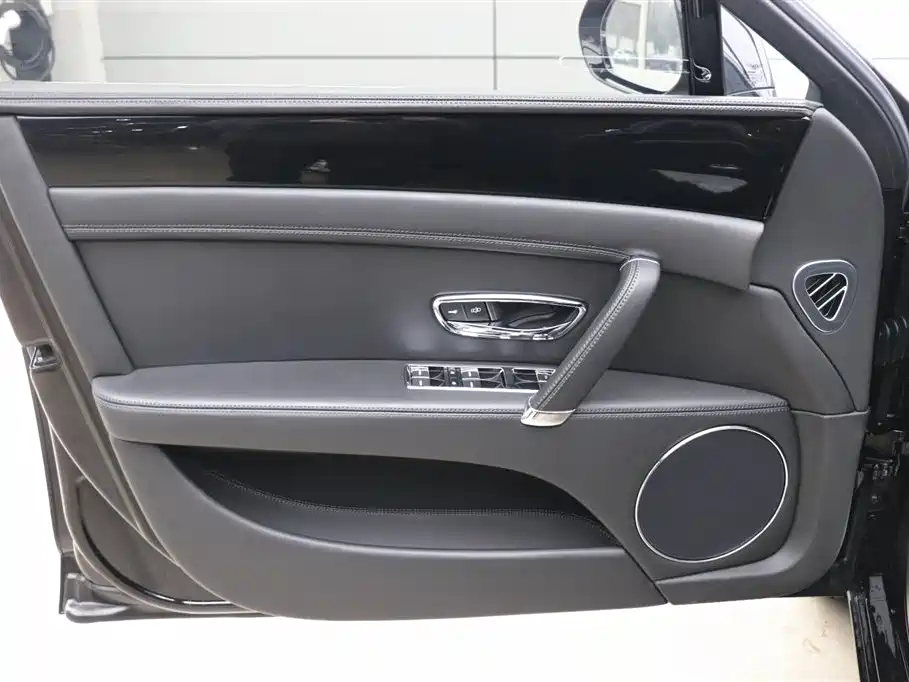Bentley Flying Spur 2018 4.0T S