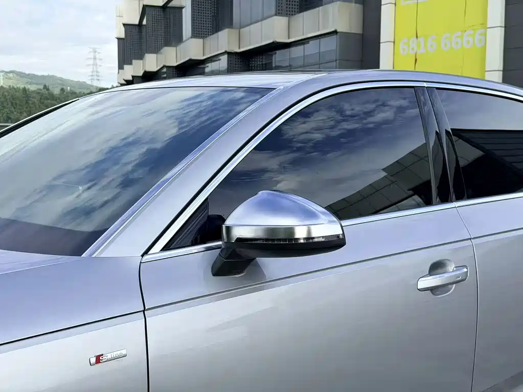 Audi A4L — миниатюра 8