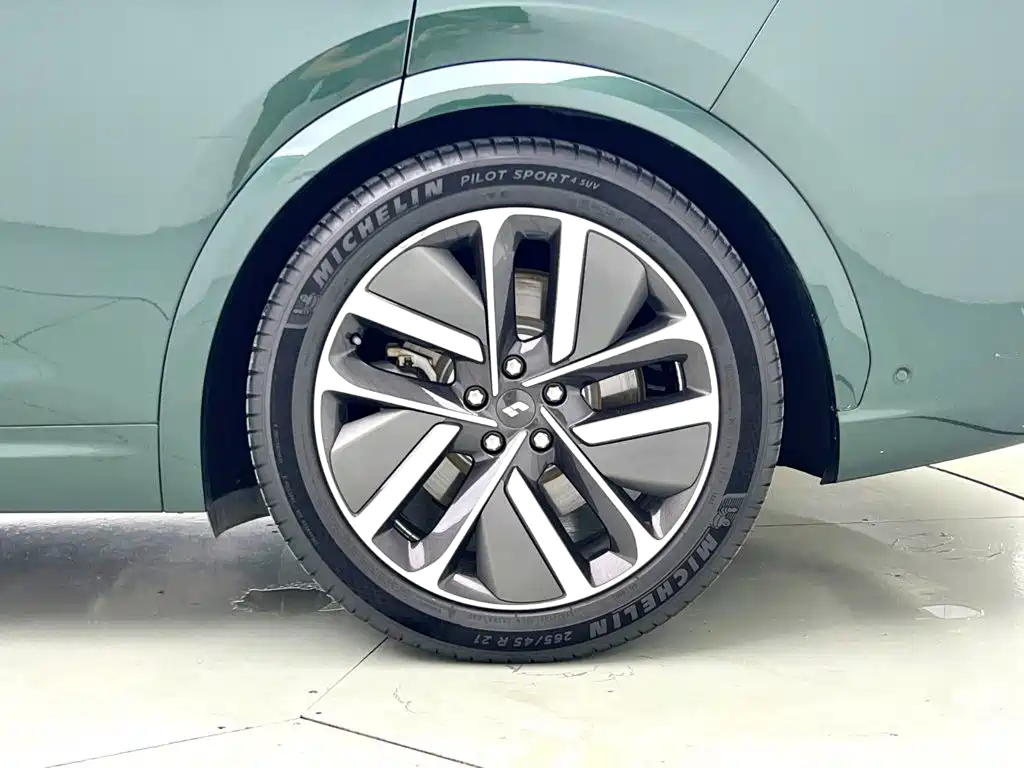 Li Auto Li L7 — миниатюра 8