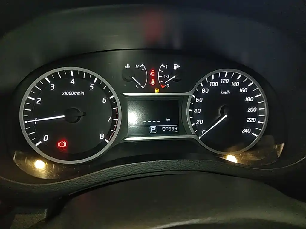 Nissan Bluebird — миниатюра 12