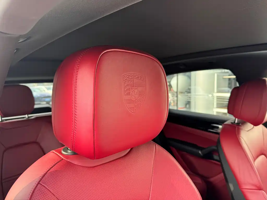 PORSCHE CAYENNE NEW ENERGY