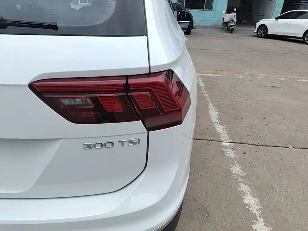 Volkswagen Tiguan L — миниатюра 8