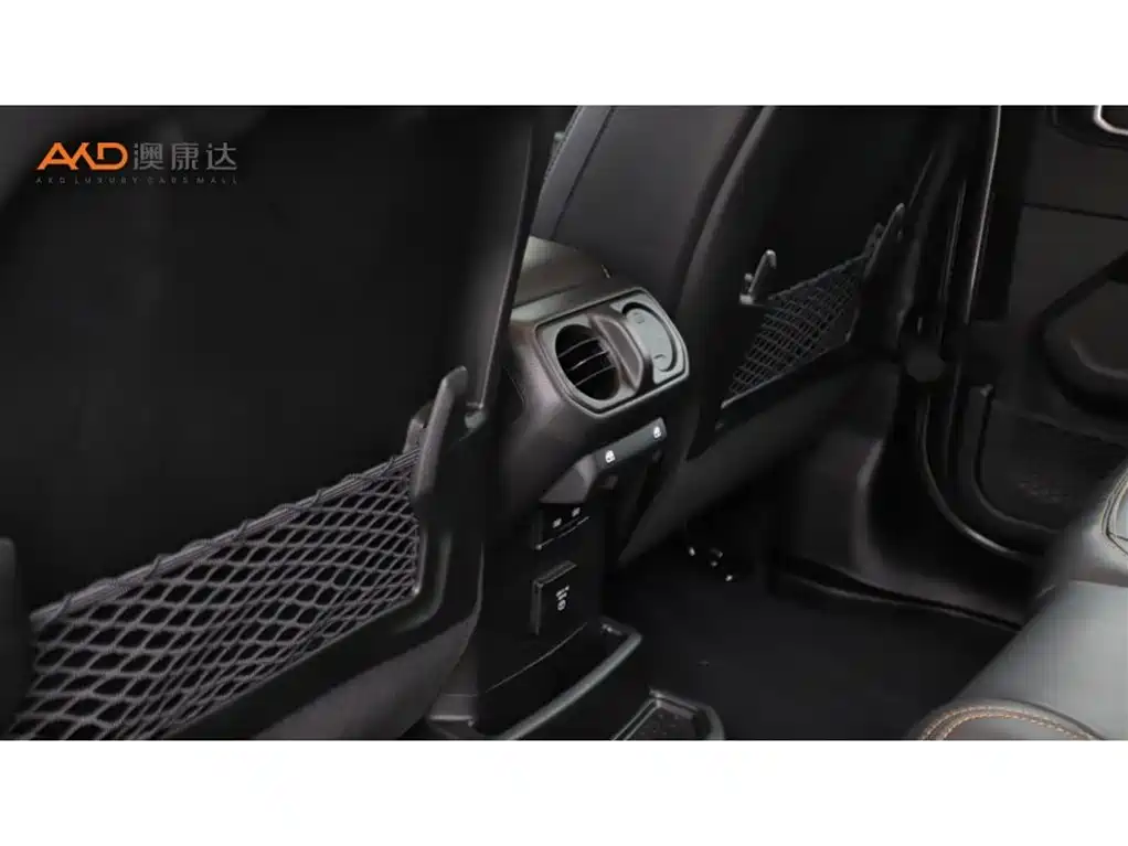 Jeep Wrangler — миниатюра 9