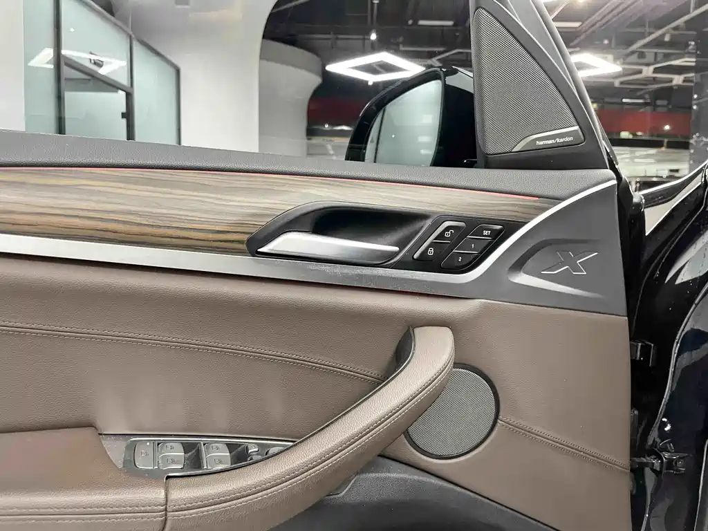 BMW X3 — миниатюра 17