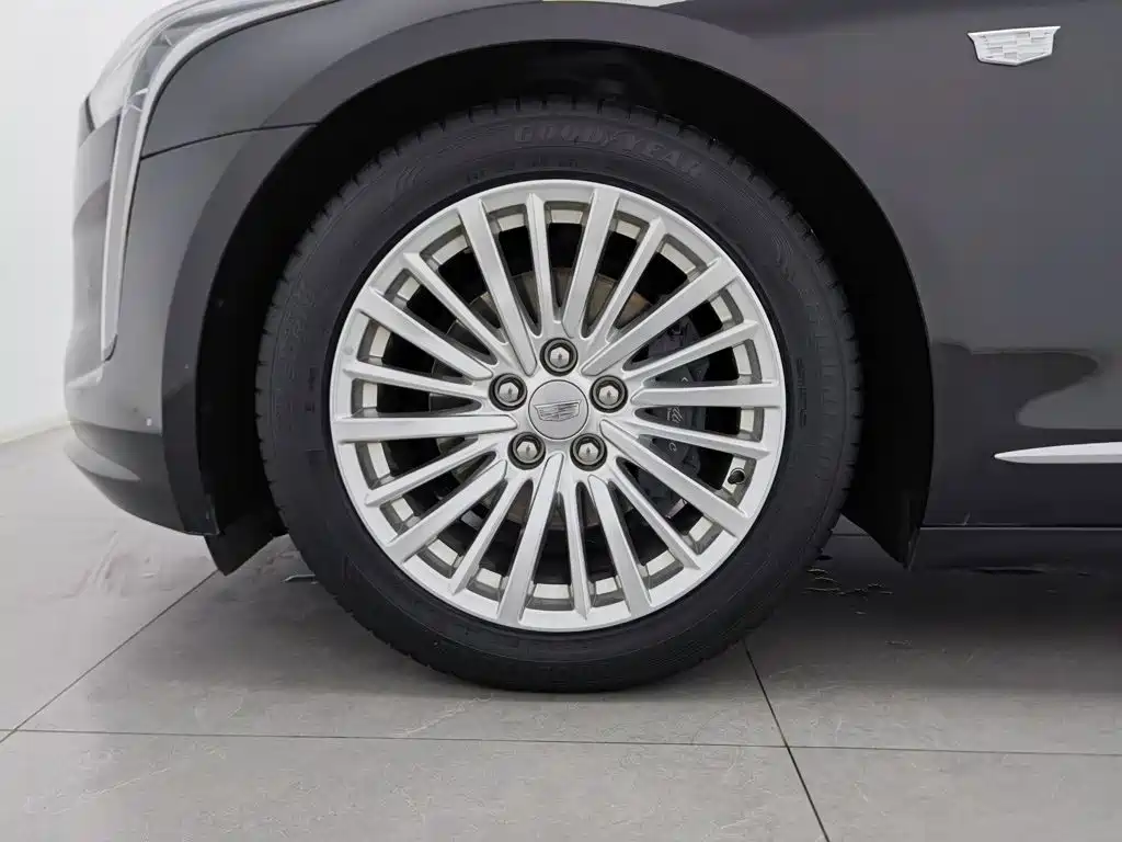 Cadillac CT6 — миниатюра 17