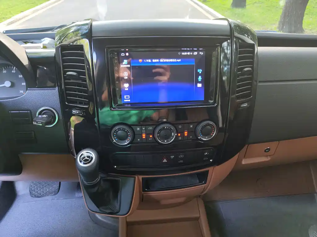 Mercedes-Benz Sprinter — миниатюра 18