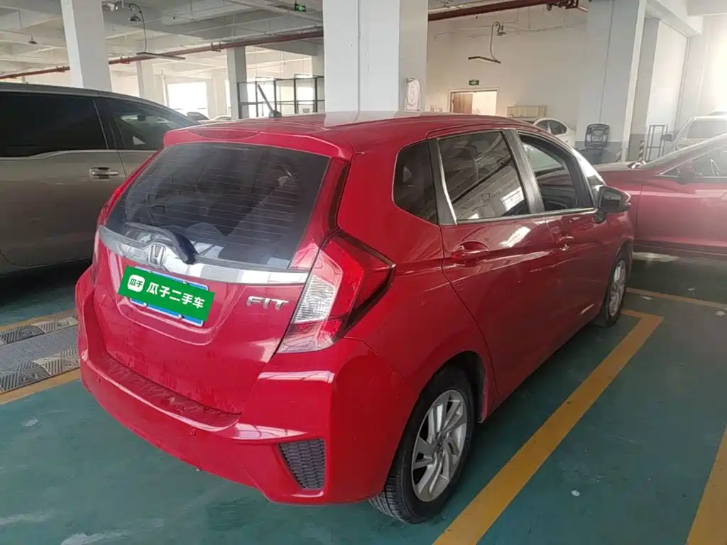 Honda Fit — миниатюра 7