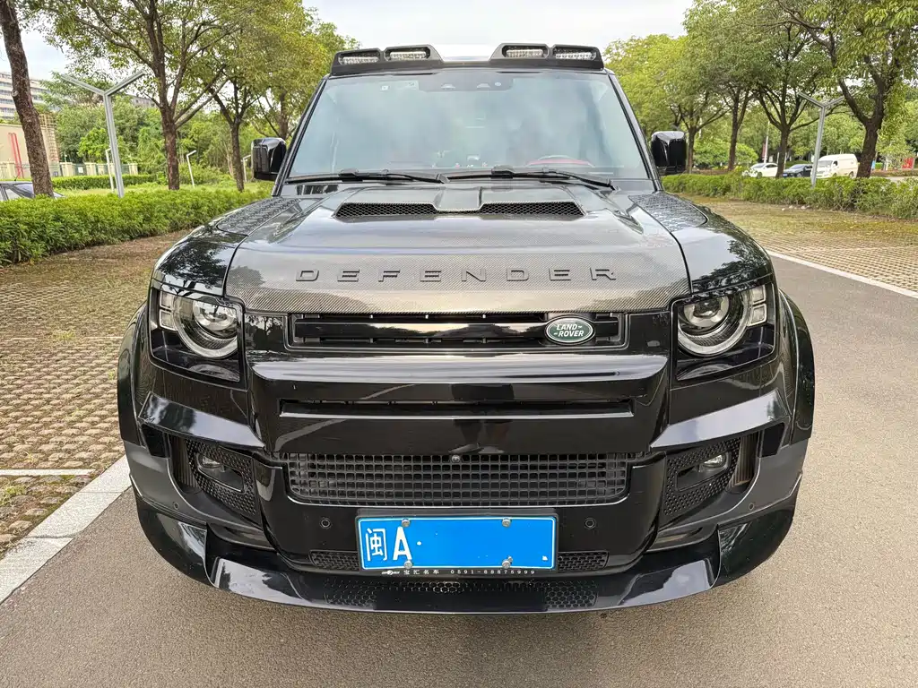 Land Rover Defender — миниатюра 2