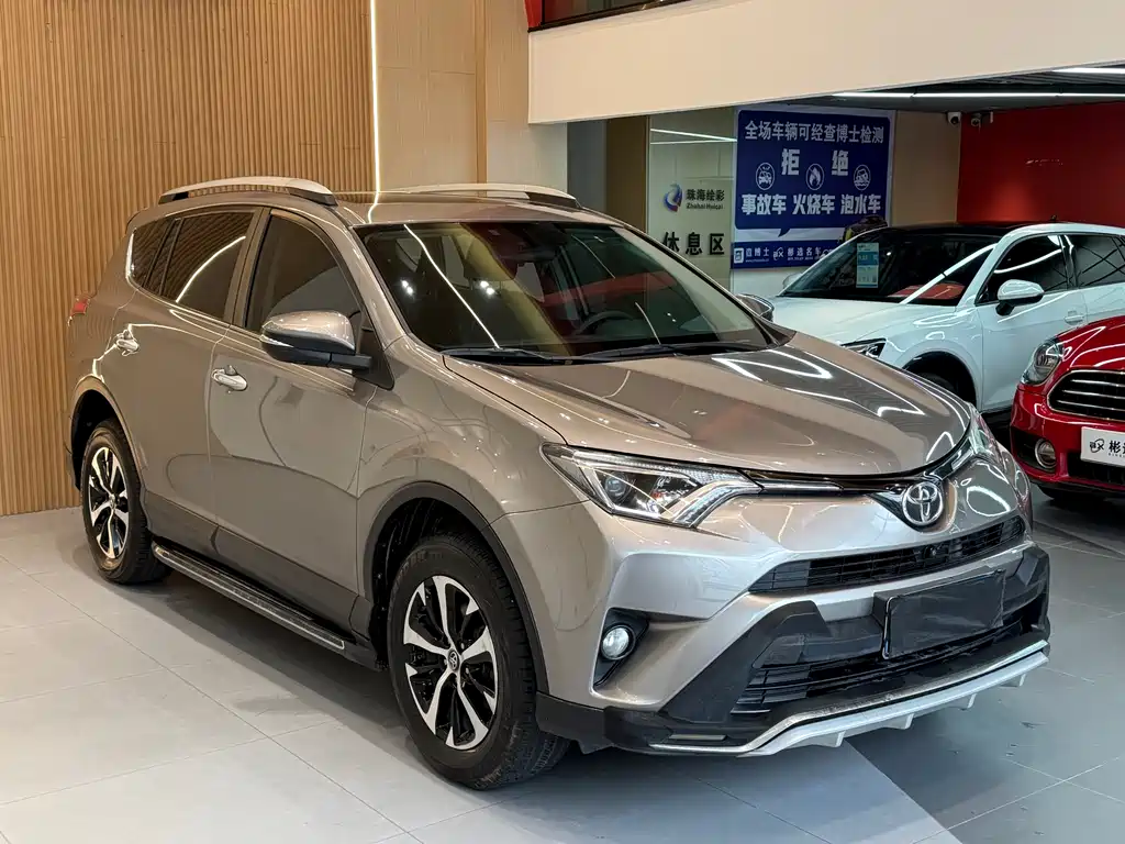 TOYOTA RAV4 RONGFANG