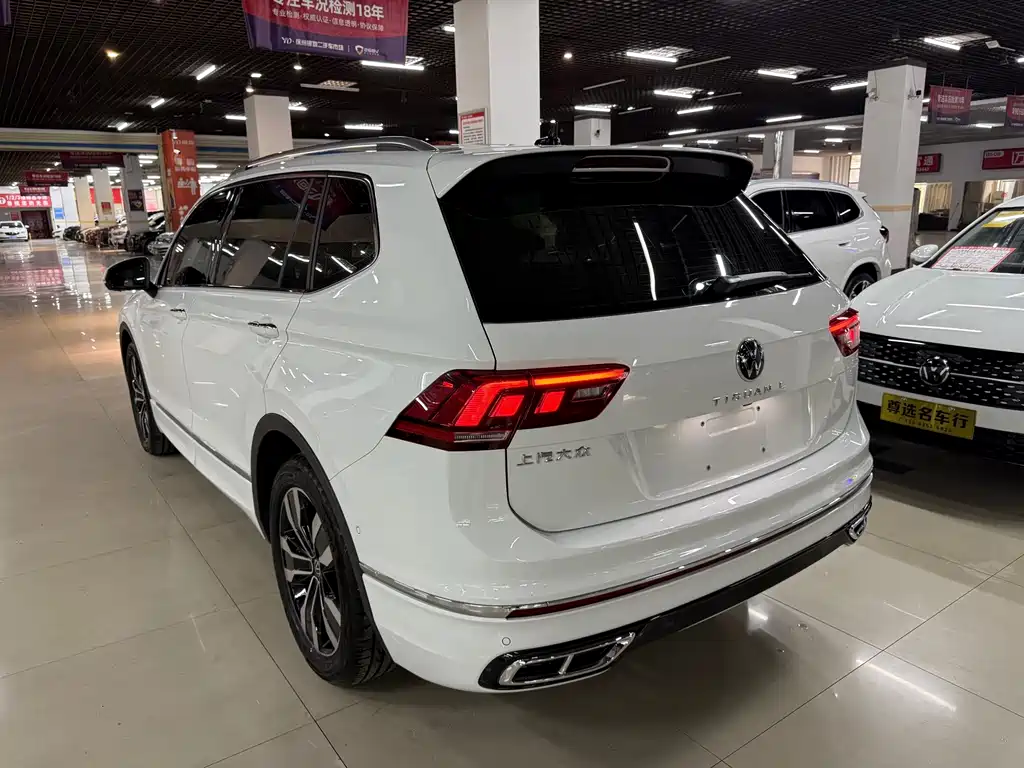 Volkswagen Tiguan L — миниатюра 12