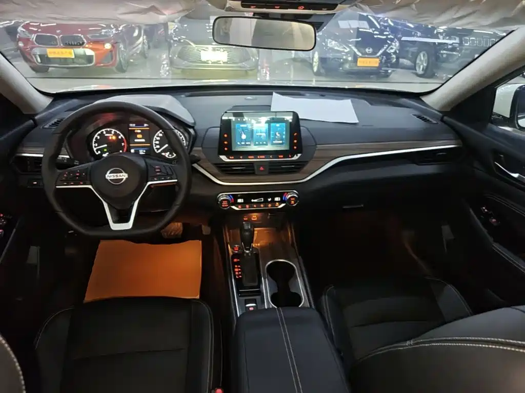 Nissan Teana — миниатюра 10