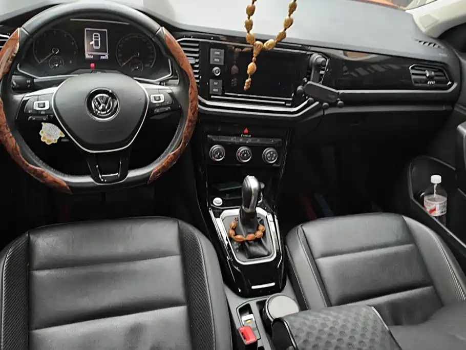 Volkswagen T-Roc — миниатюра 12