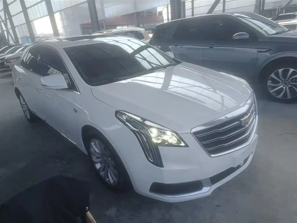 Cadillac XTS 2018 28T