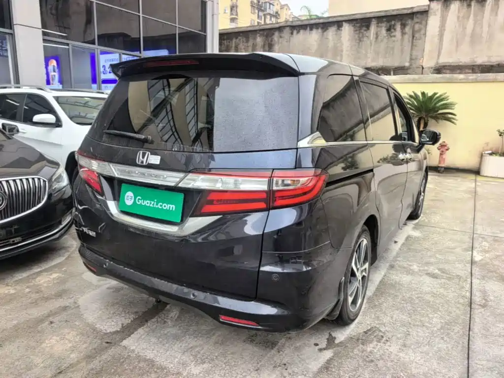 Honda Odyssey — миниатюра 7
