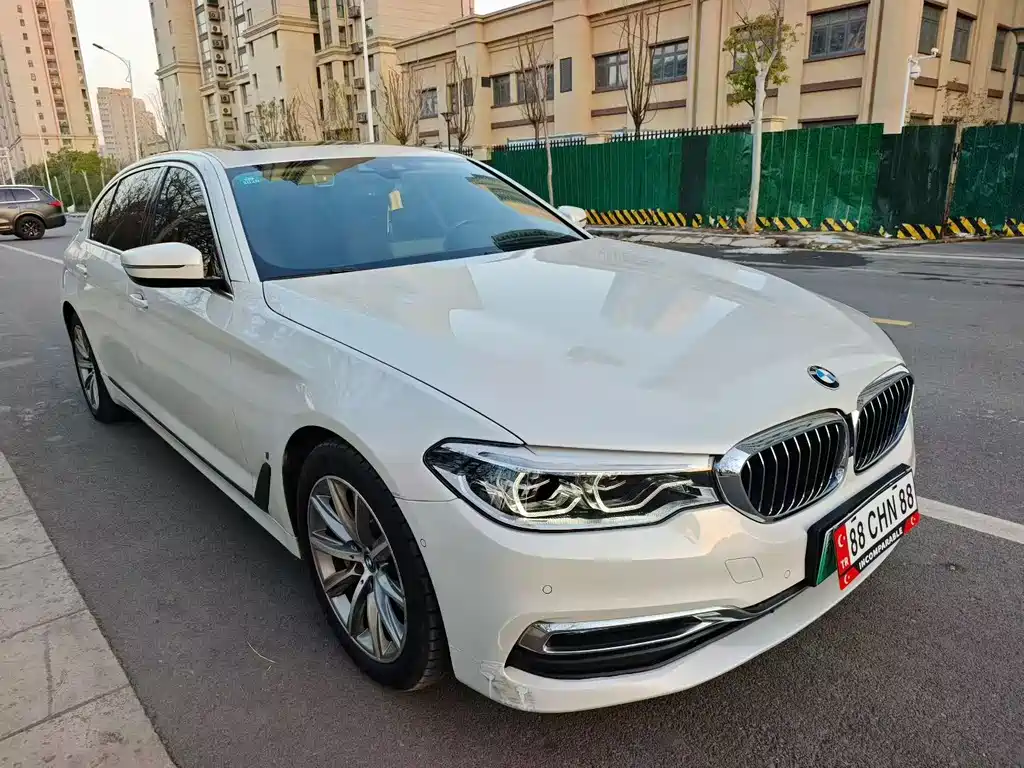 BMW 5 SERIES NEW ENERGY